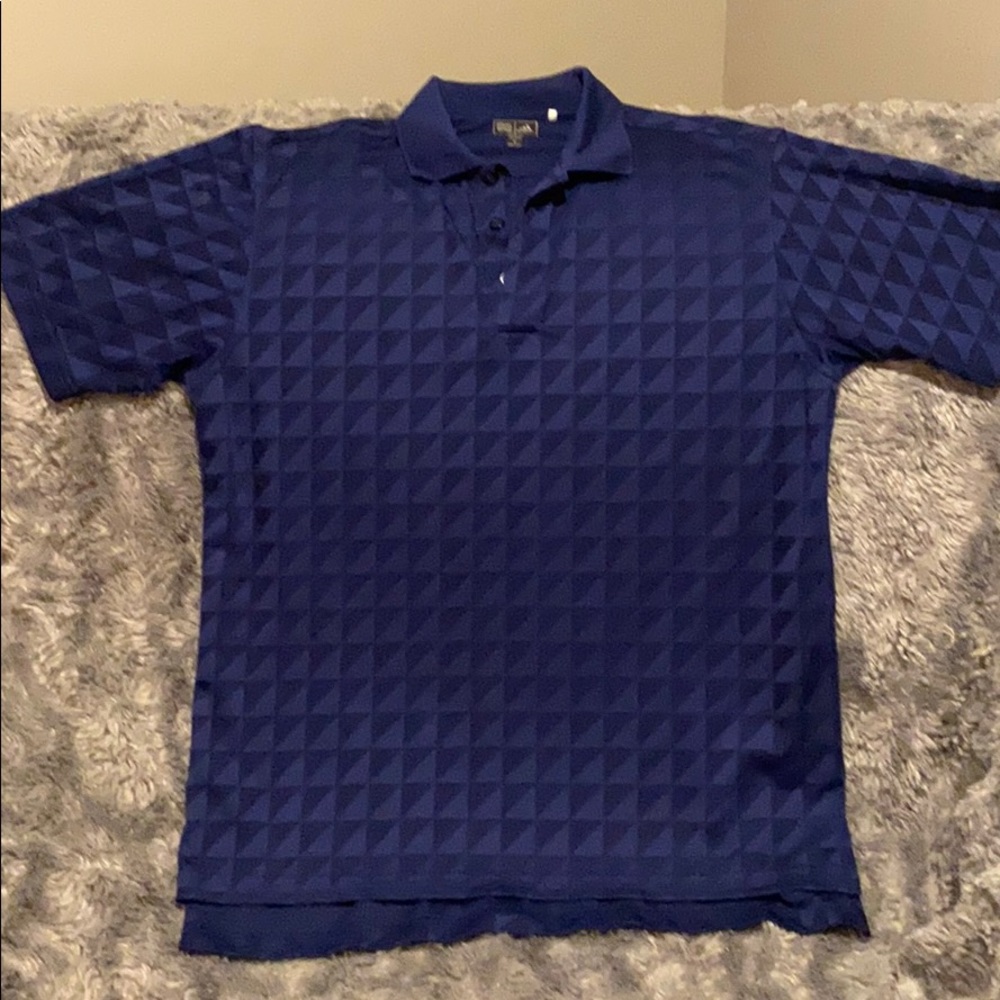 Men’s golf shirt